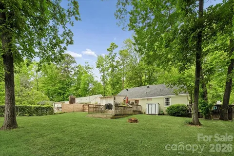 $378,000 | 1005 Pinafore Drive, Charlotte, NC 28212