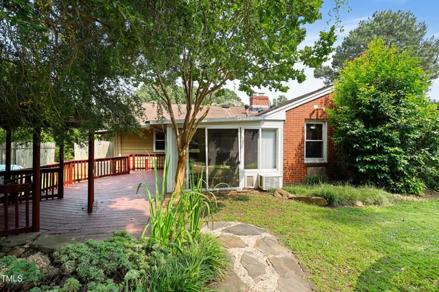 $849,000 | 821 Woodburn Road, Raleigh, NC 27605