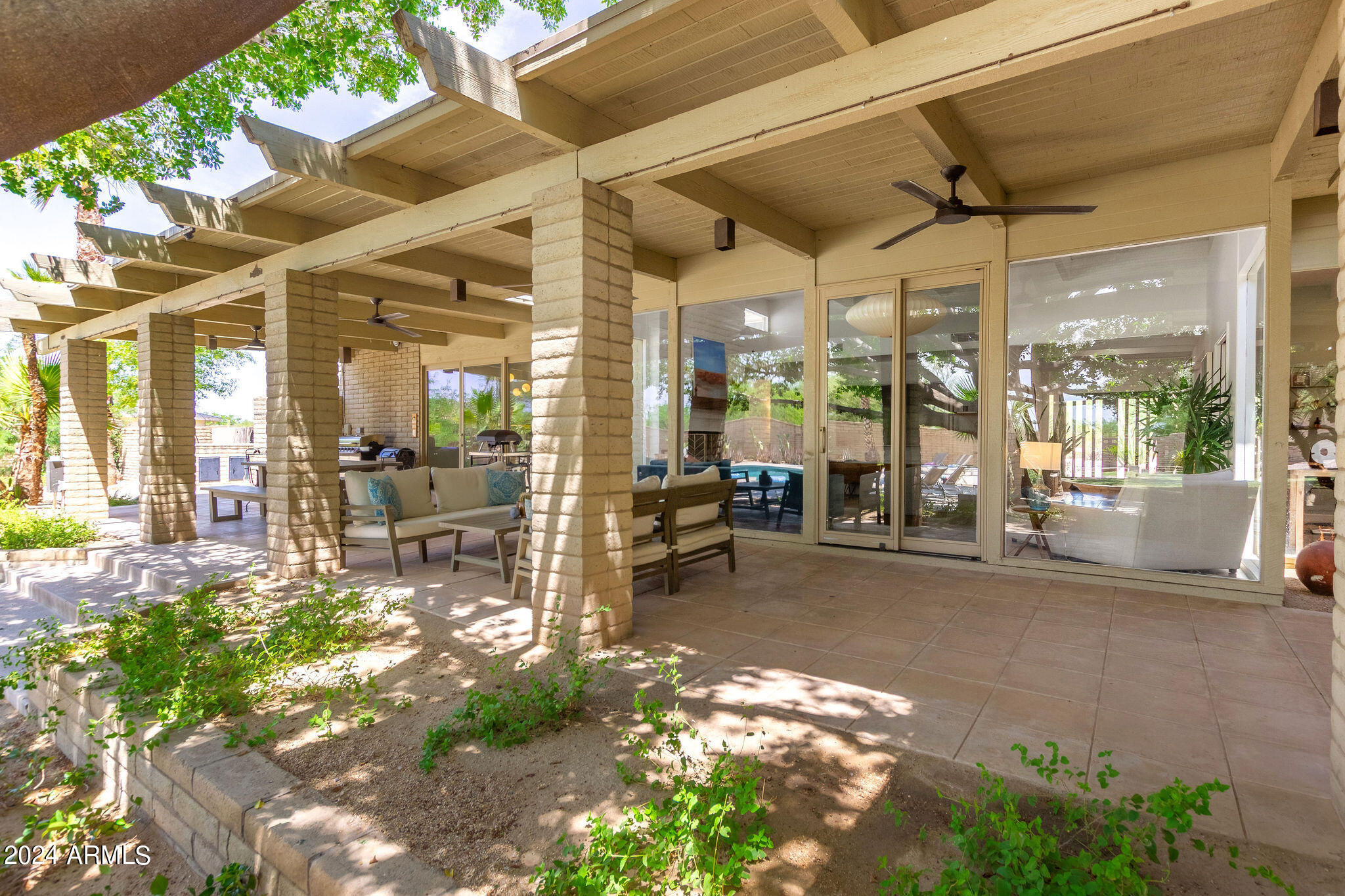 4615 East Palomino Road Phoenix, AZ 85018 - Photo 53 of 75 Covered patio