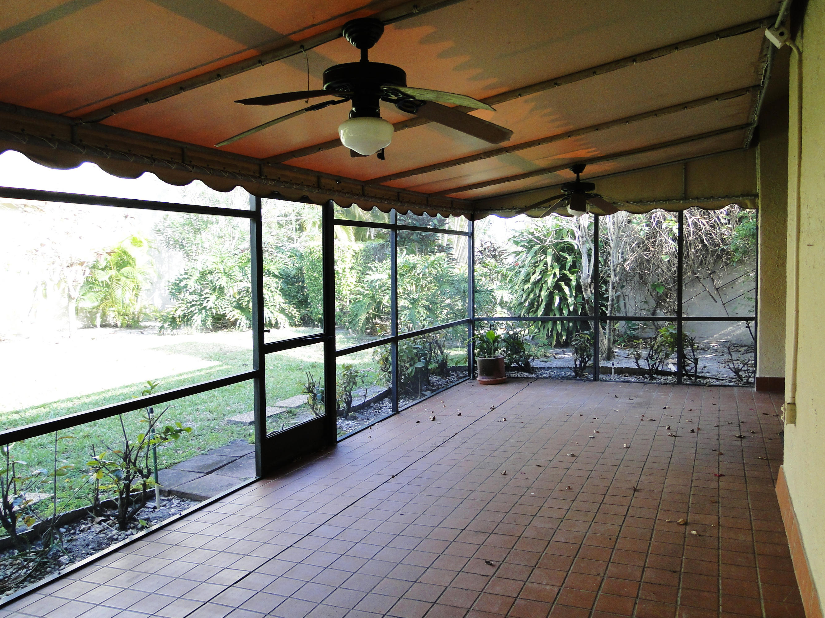 23325 Water Circle Boca Raton, FL 33486 - Photo 21 of 25 Patio