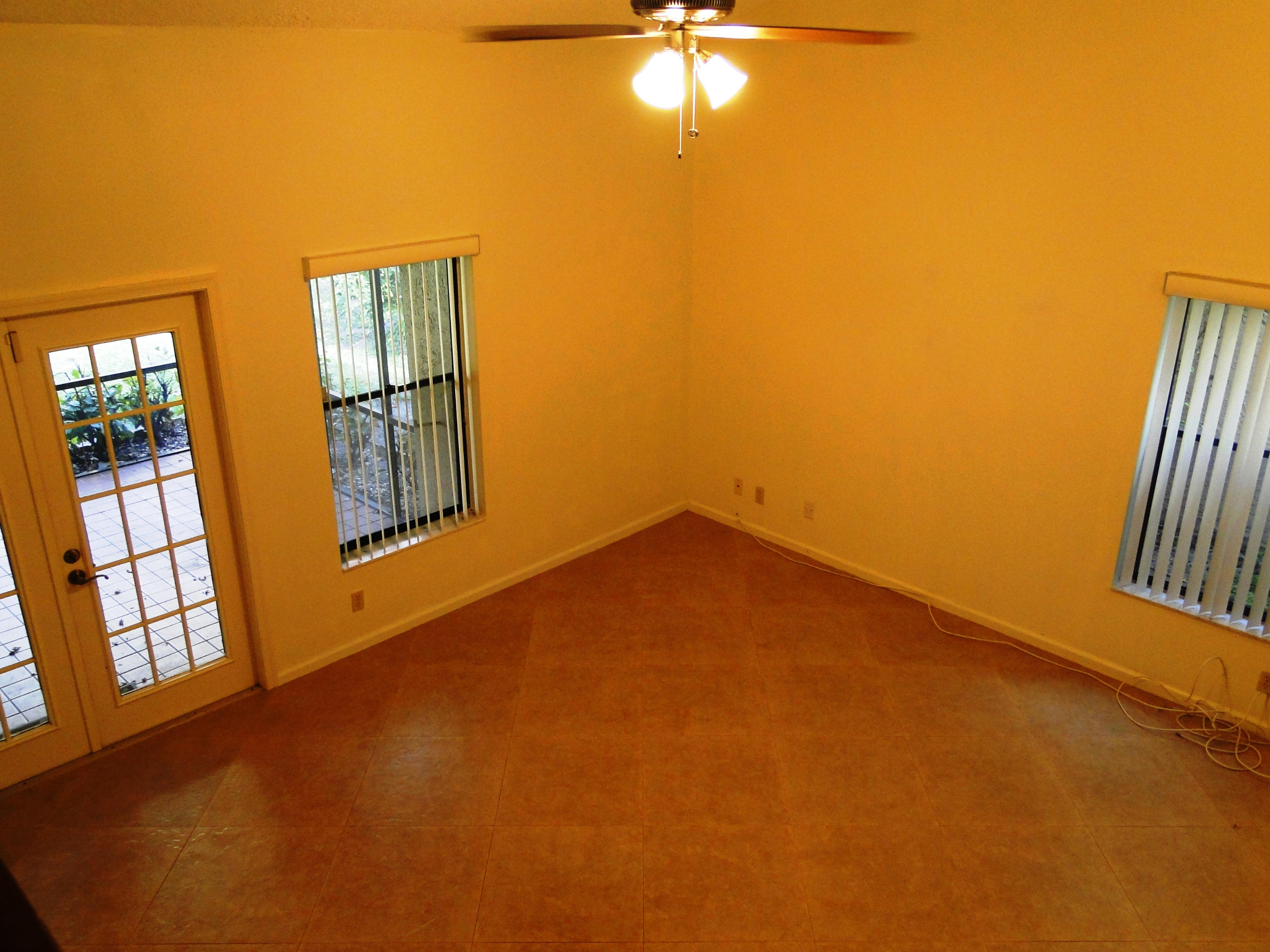 23325 Water Circle Boca Raton, FL 33486 - Photo 10 of 25 Living Room