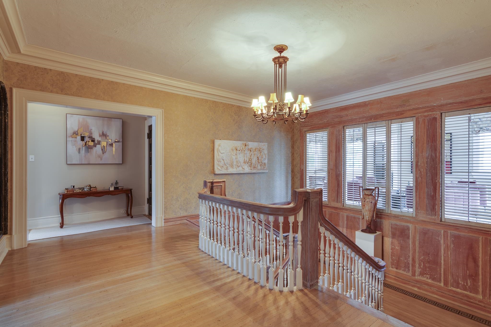 2221 Poplar Avenue Memphis, TN 38104 - Photo 14 of 40 a view of a bedroom and window