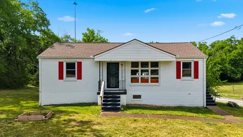 $349,900 | 368 Oakview Drive, Nashville, TN 37207