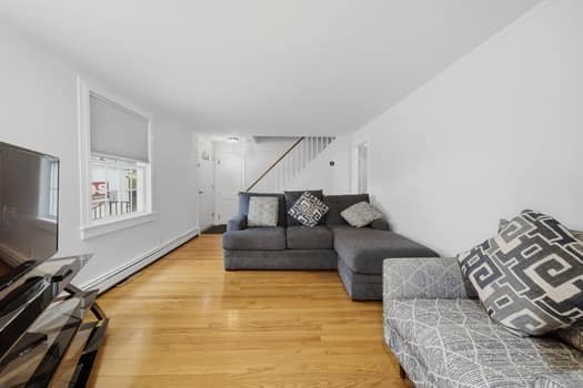 165 R Green Street Stoneham, MA 02180 - Photo 9 of 40