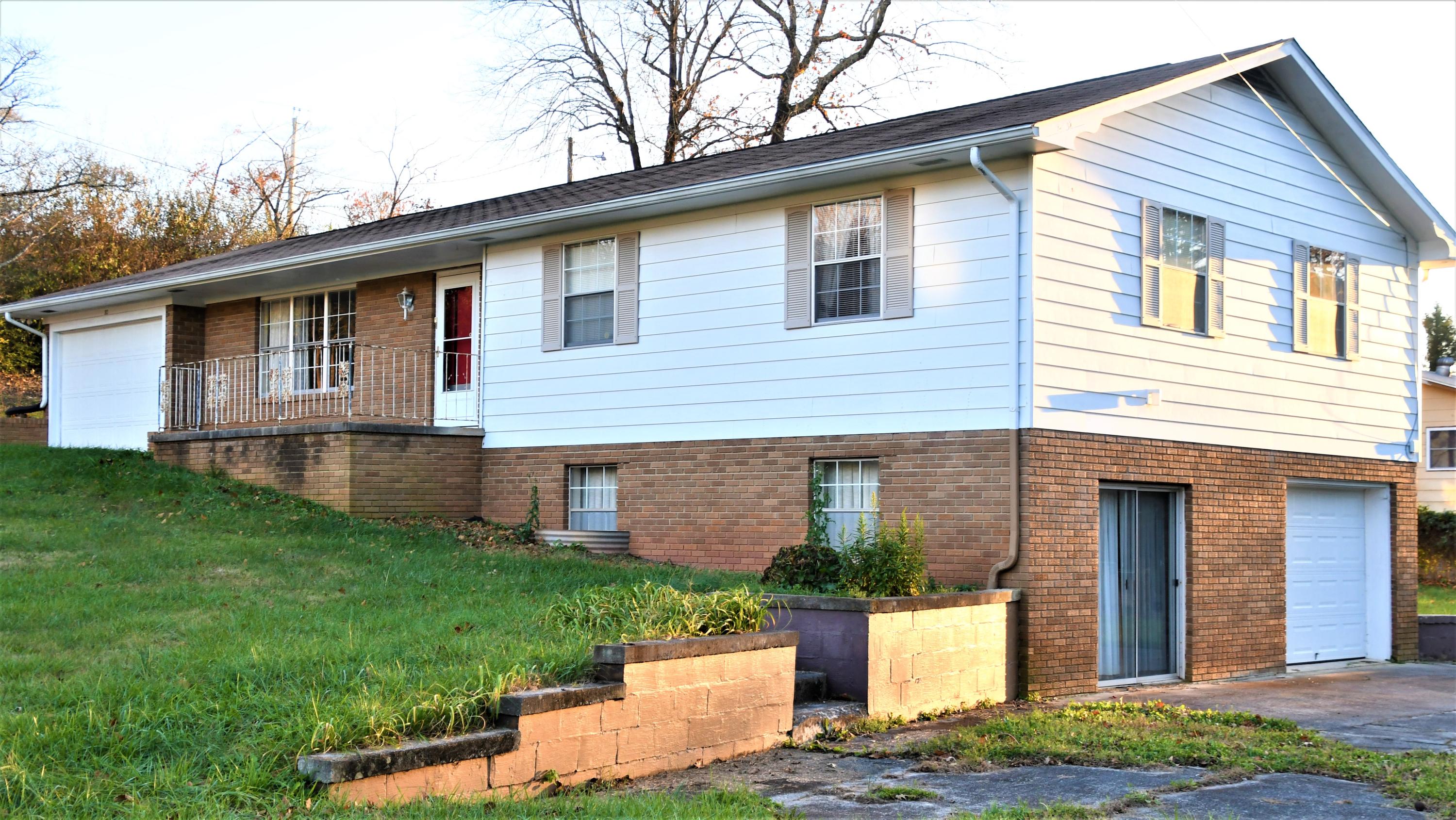 303 Allen Road Knoxville, TN 37920 - Photo 2 of 12 front 2