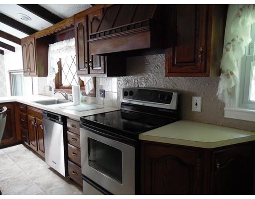 6 Linda Road Wilmington, MA 01887 - Photo 7 of 24 Gallery Image 7