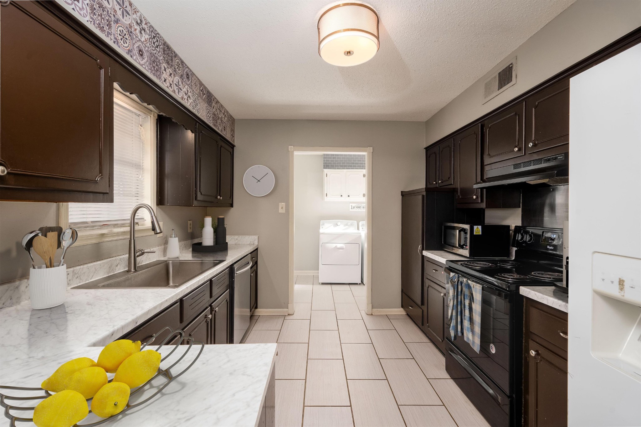 5591 Quince Road Memphis, TN 38119 - Photo 4 of 21 Gallery Image 4
