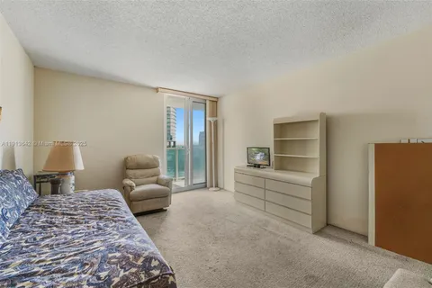 $540,000 | 100 Bayview Drive, Unit 615, Sunny Isles Beach, FL 33160