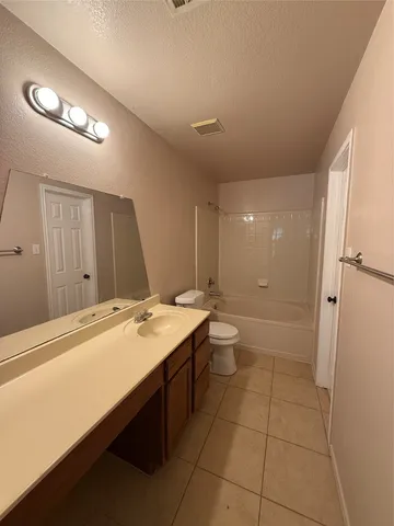 $1,775 | 13012 Lofton Cliff Drive, Del Valle, TX 78617