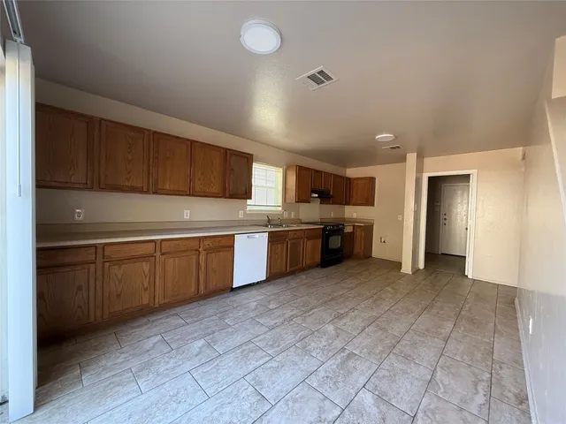 $1,775 | 13012 Lofton Cliff Drive, Del Valle, TX 78617