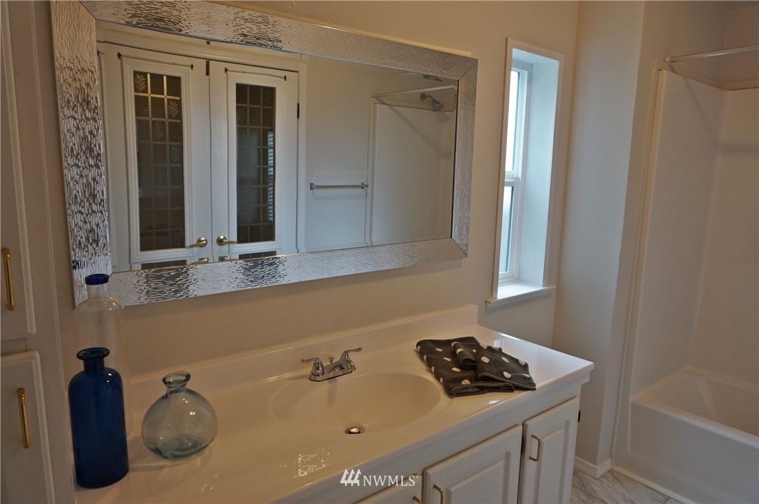 10036 180th Way Southwest Rochester, WA 98579 - Photo 21 of 39