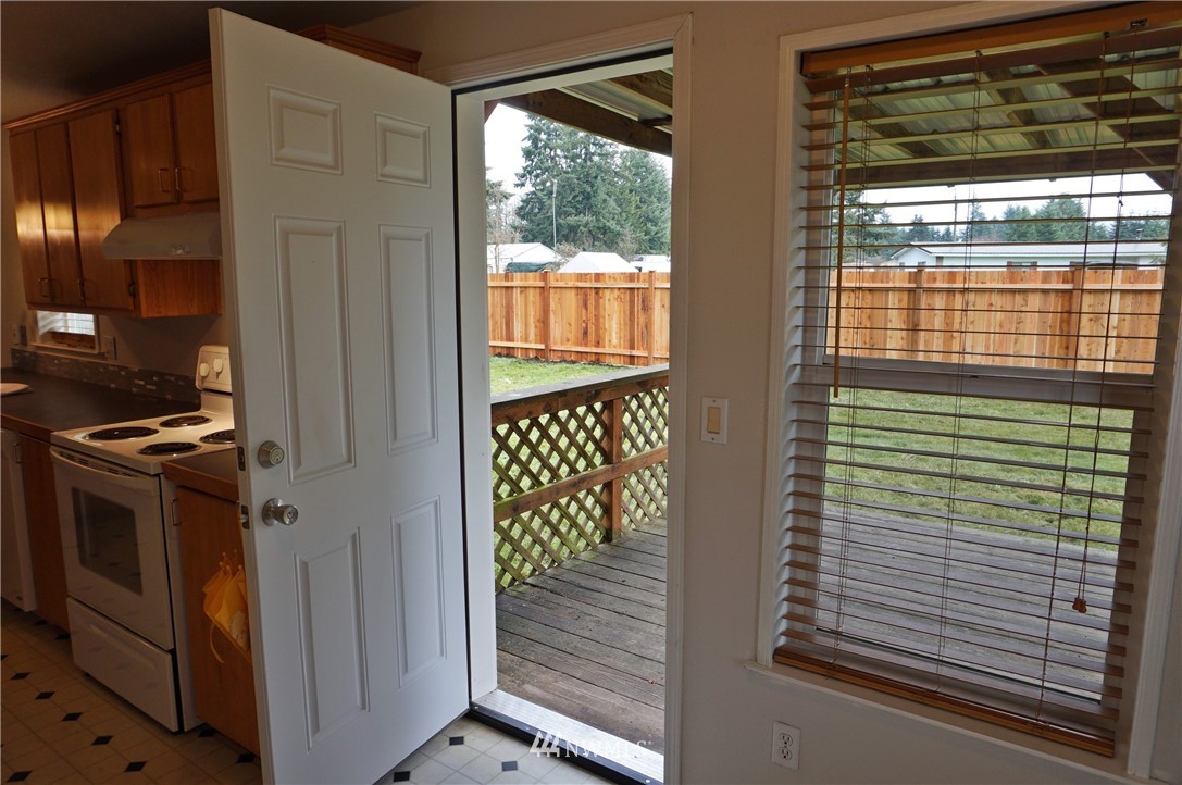 10036 180th Way Southwest Rochester, WA 98579 - Photo 30 of 39