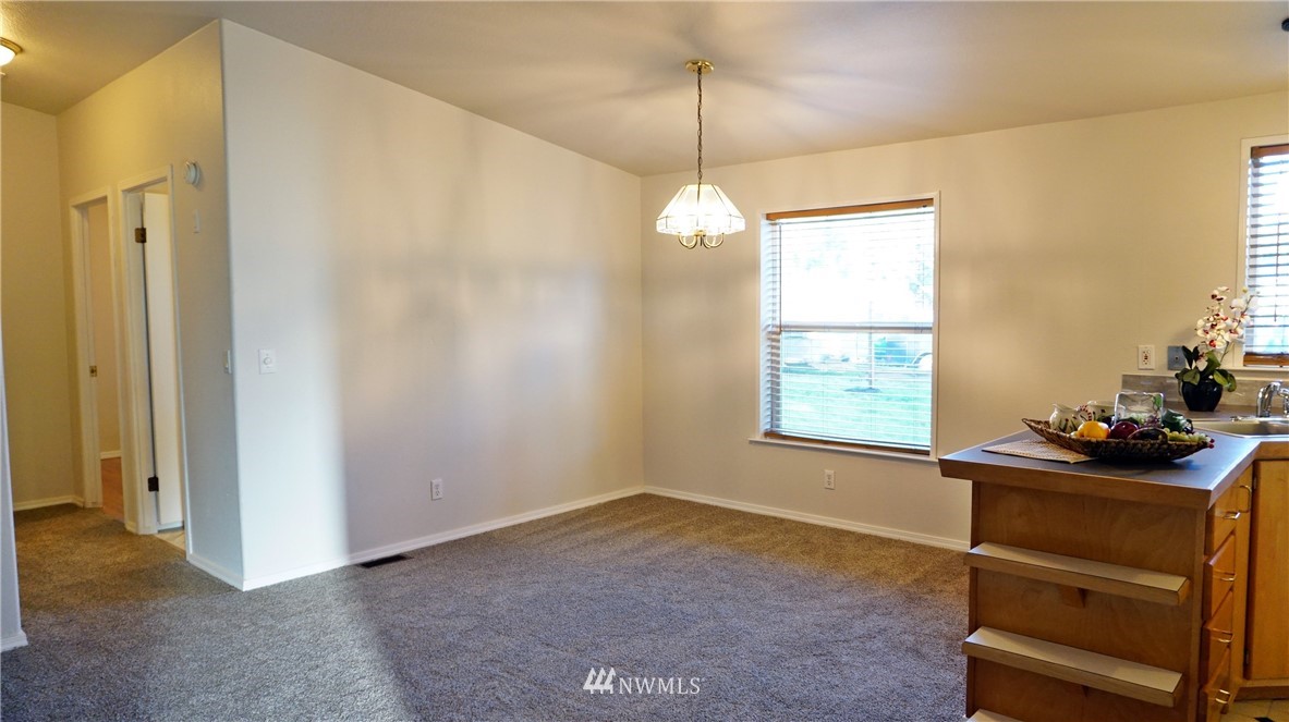 10036 180th Way Southwest Rochester, WA 98579 - Photo 7 of 39
