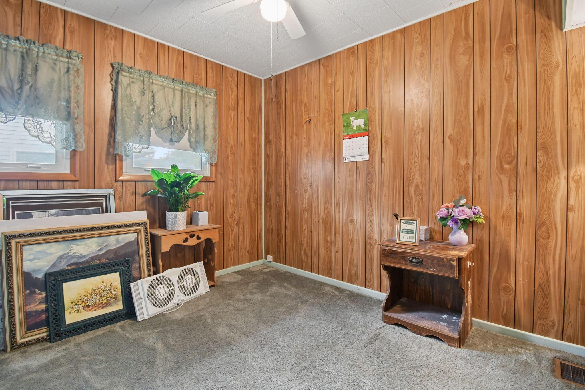 916 South Hampton Road Columbus, OH 43227 - Photo 10 of 13 17-web-or-mls-916-s-hampton-rd