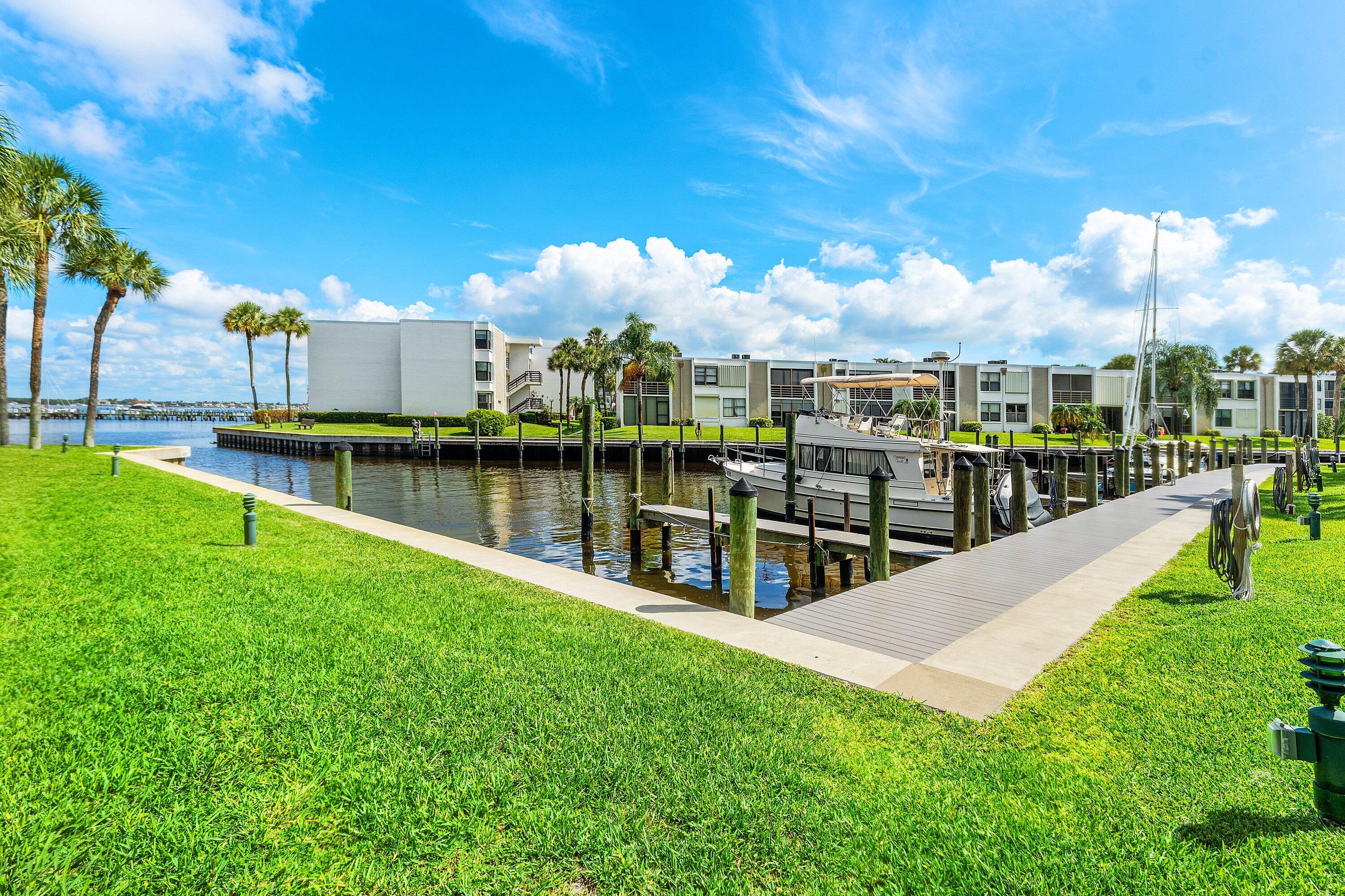 1950 Southwest Palm City Road, Unit 14203 Stuart, FL 34994 - Photo 28 of 36 027-1950SouthwestPalmCityRoad-14203-Stua