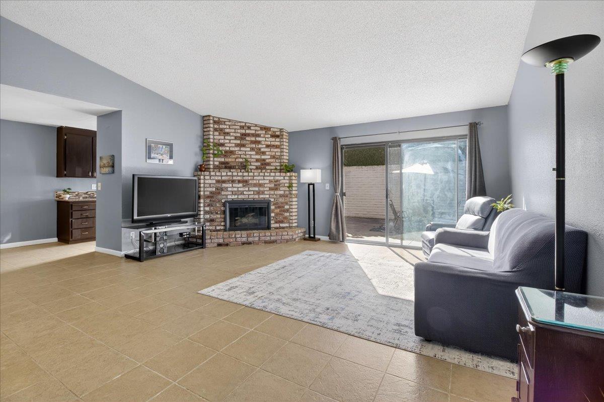 561 Powell Street Salinas, CA 93907 - Photo 7 of 34