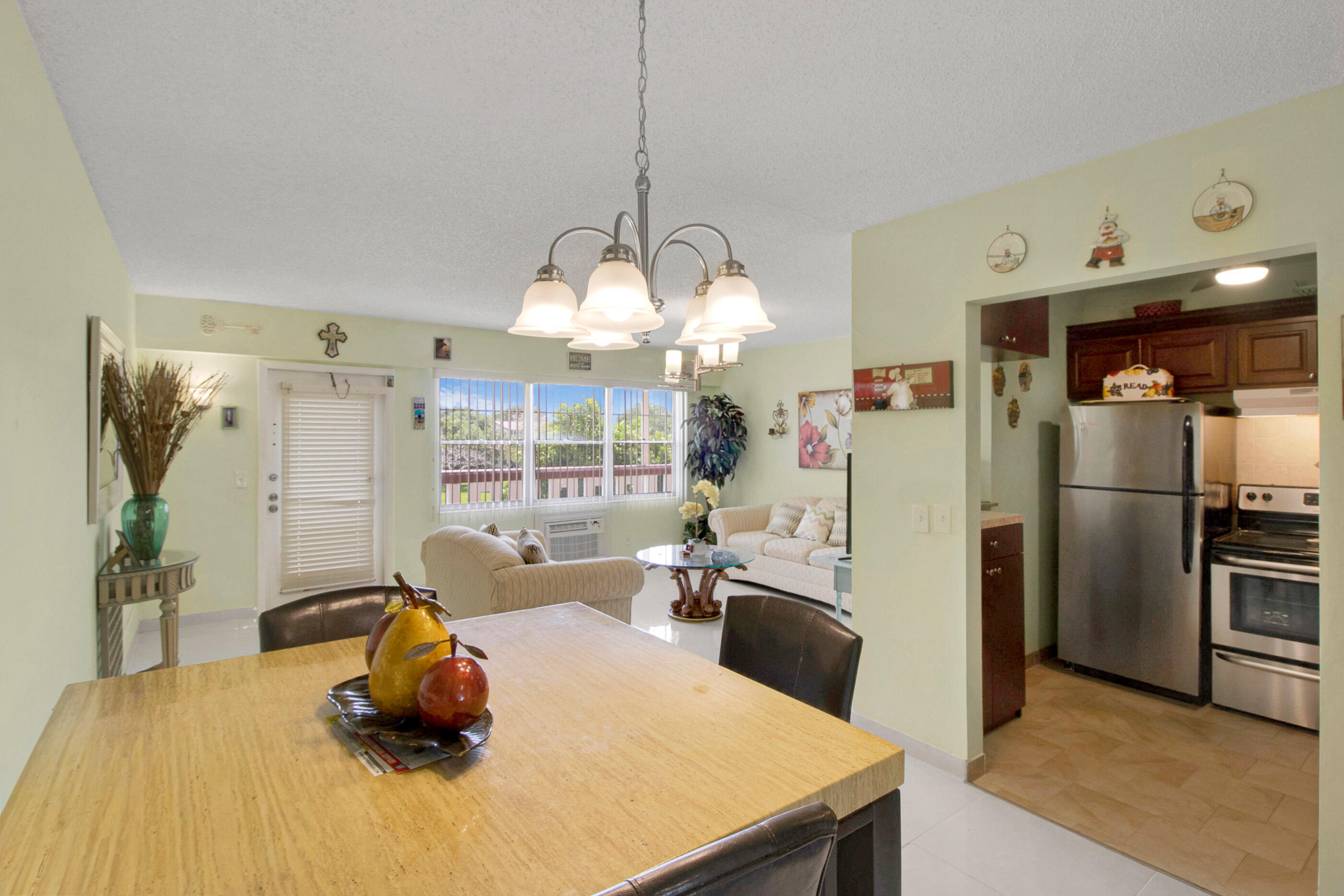 412 Brighton J Boca Raton, FL 33434 - Photo 13 of 48 IMG_6098