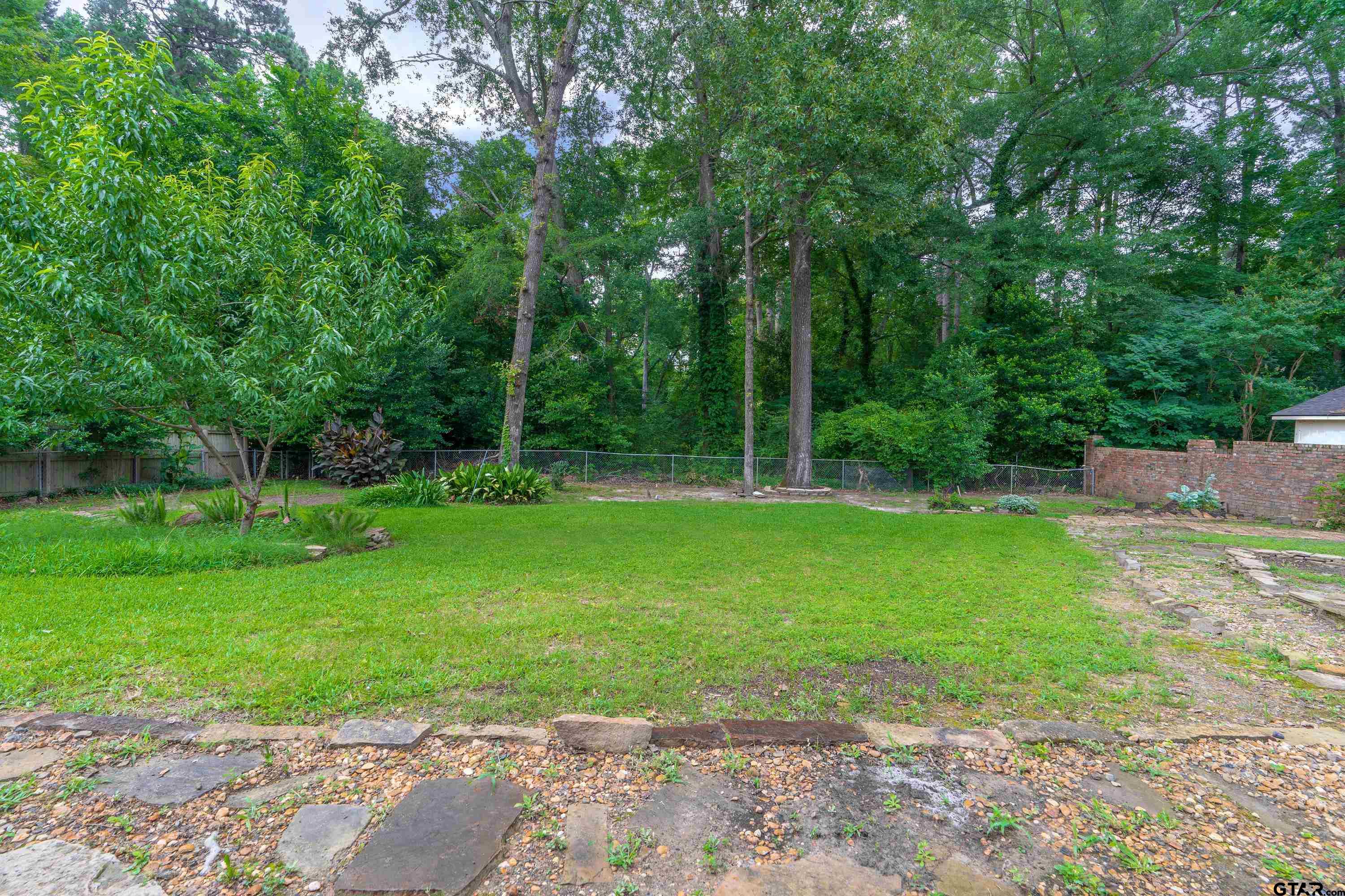 1812 Rodden Street Longview, TX 75604 - Photo 32 of 35