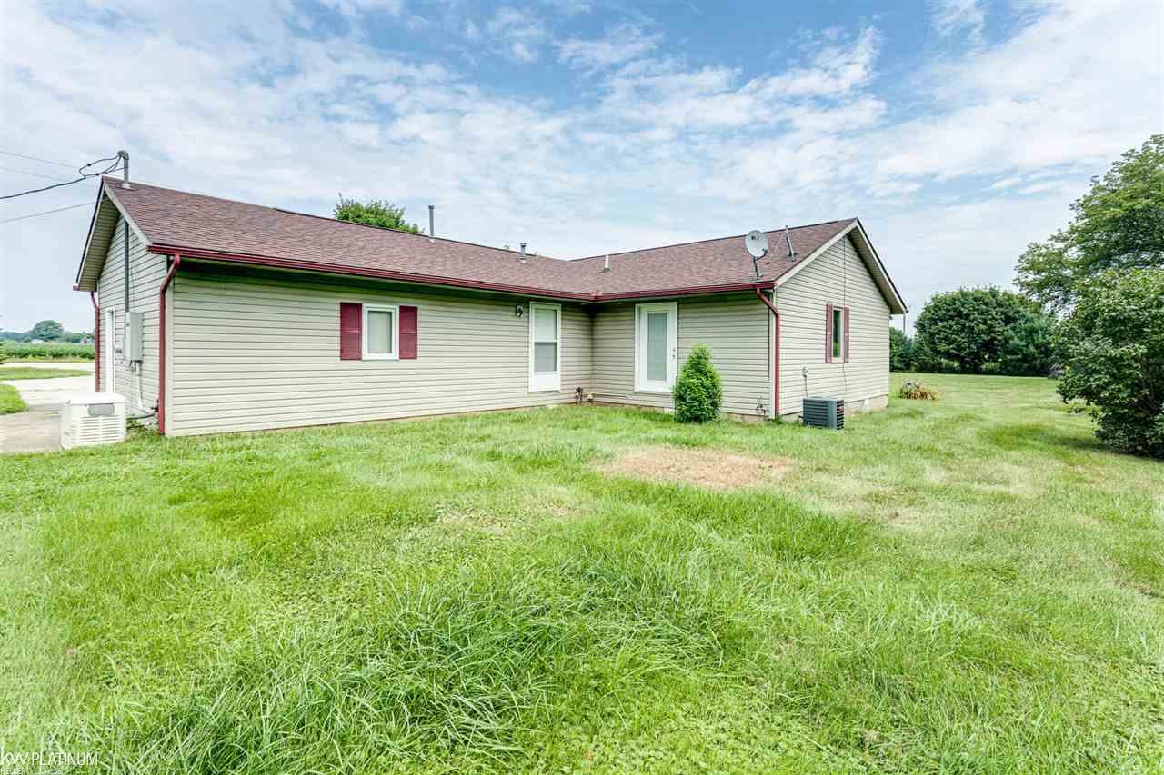 7525 Metcalf Road Avoca, MI 48006 - Photo 4 of 16