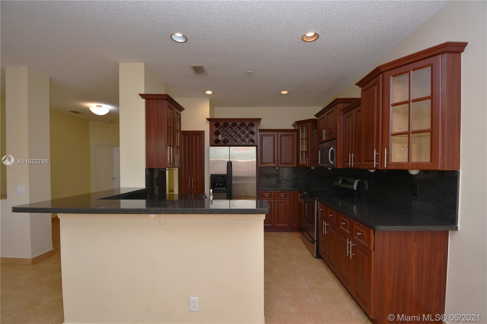 The Falls Weston, FL 33327 - Photo 13 of 58