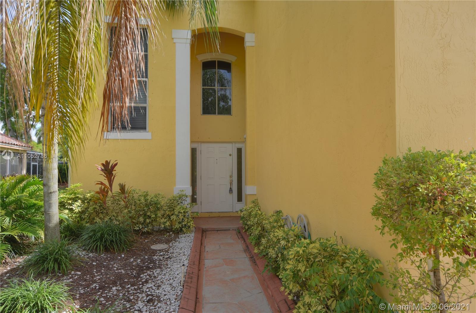 The Falls Weston, FL 33327 - Photo 3 of 58