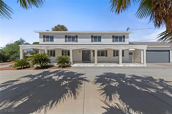 $4,250 | 144 East Robindale Road, Las Vegas, NV 89123