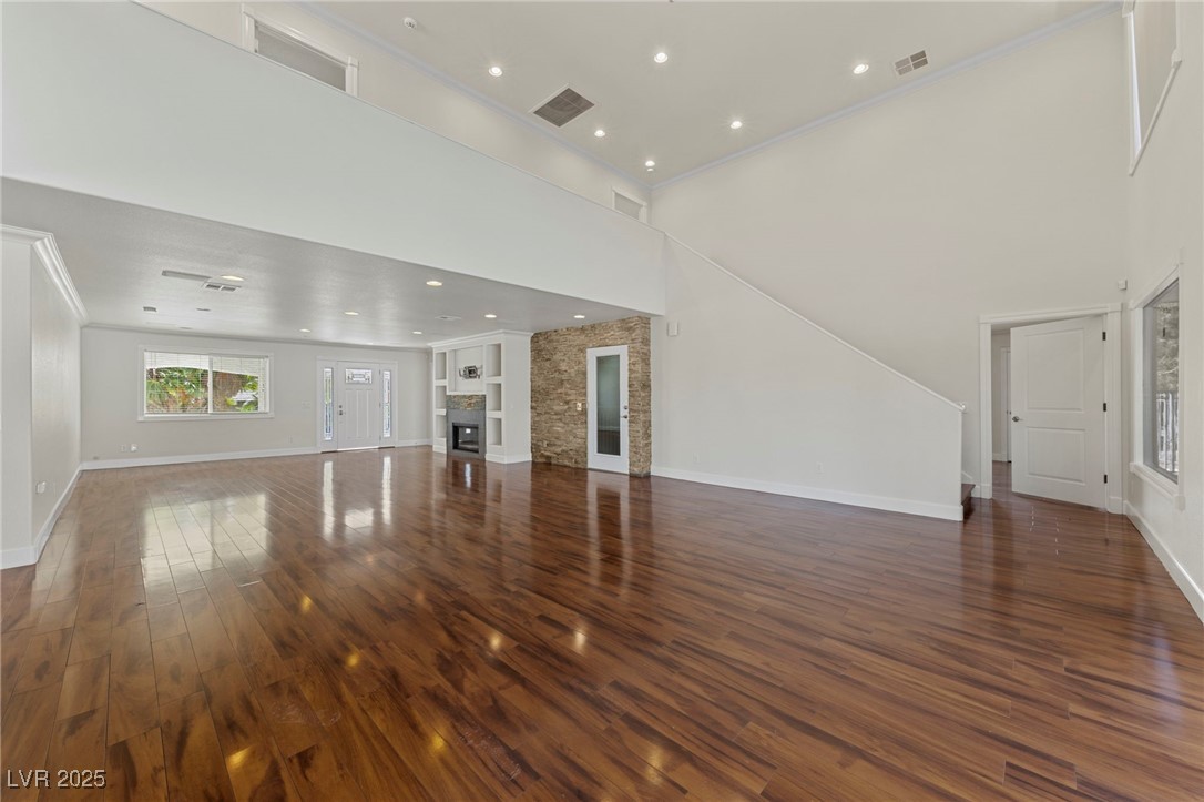 144 East Robindale Road Las Vegas, NV 89123 - Photo 25 of 48 Gallery Loft