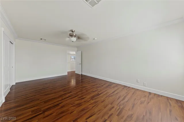 $4,250 | 144 East Robindale Road, Las Vegas, NV 89123