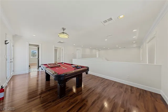 $4,250 | 144 East Robindale Road, Las Vegas, NV 89123