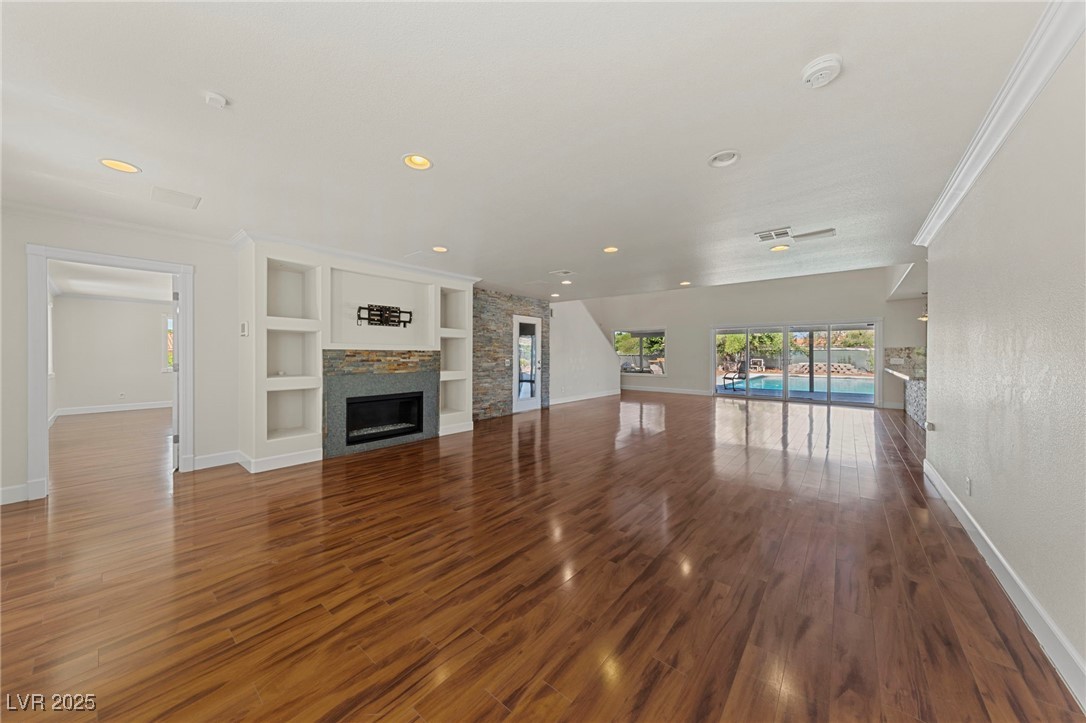 144 East Robindale Road Las Vegas, NV 89123 - Photo 6 of 48 Open concept.