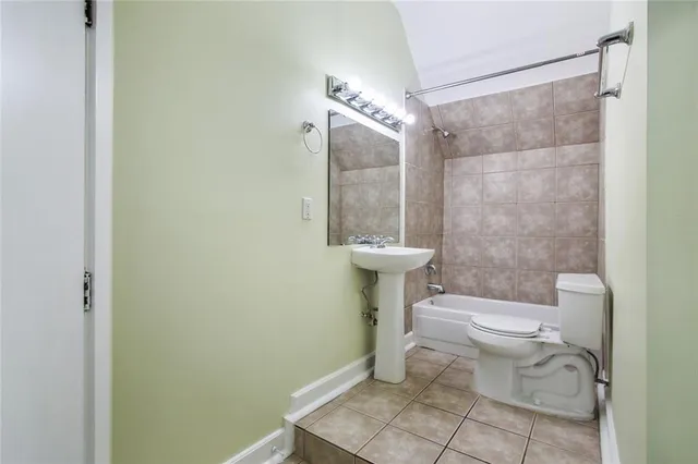 $274,900 | 2512 Magazine Street, Unit G, New Orleans, LA 70130