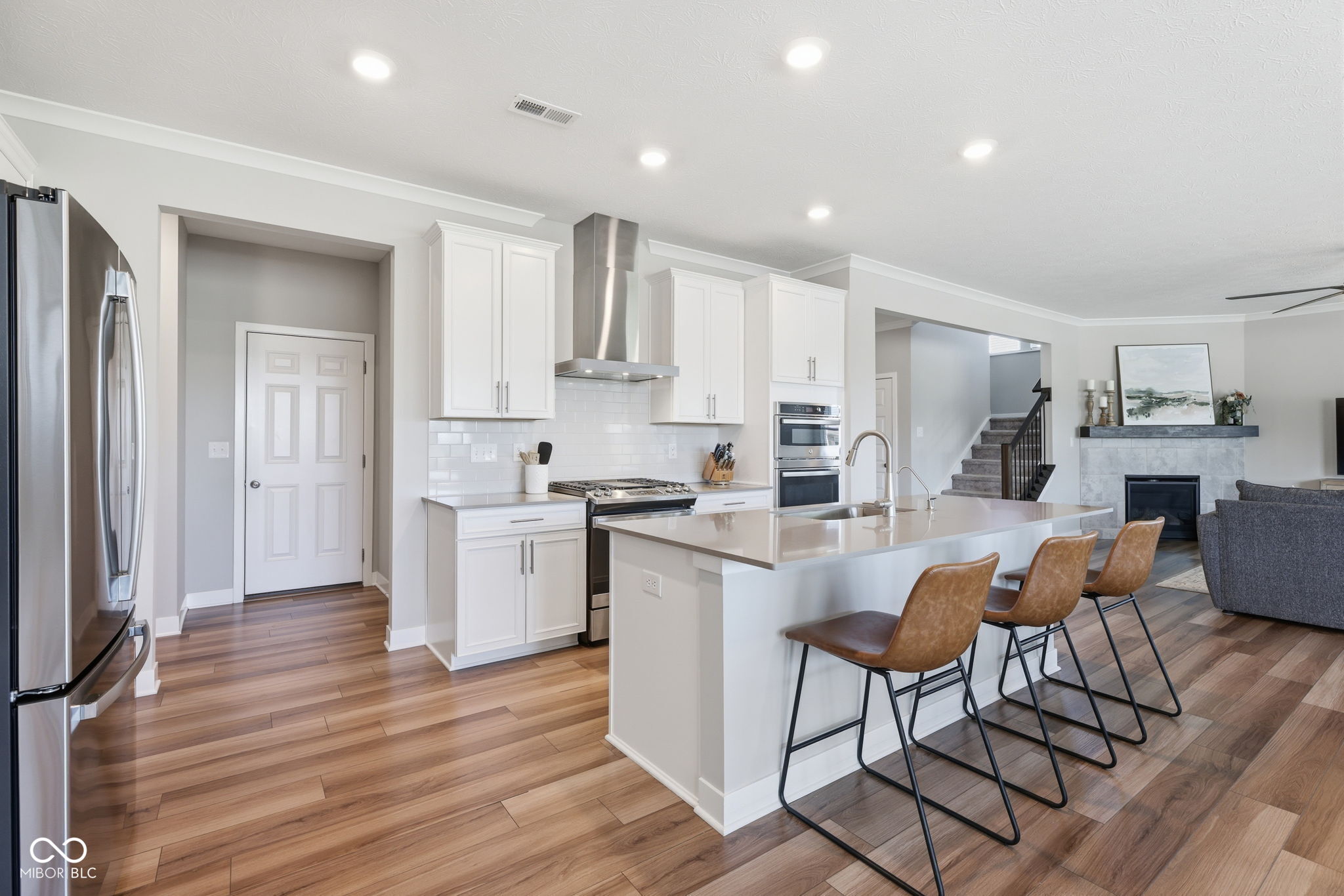 11887 Prominence Place Fishers, IN 46037 - Photo 12 of 76