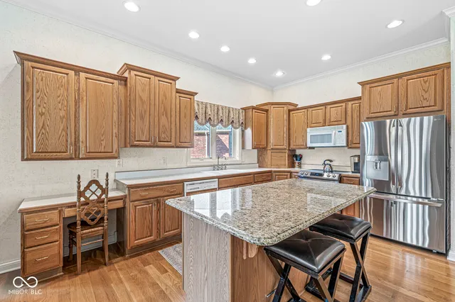 $585,000 | 8730 Vintner Way, Indianapolis, IN 46256