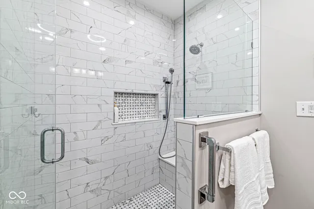 $585,000 | 8730 Vintner Way, Indianapolis, IN 46256