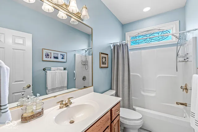 $585,000 | 8730 Vintner Way, Indianapolis, IN 46256