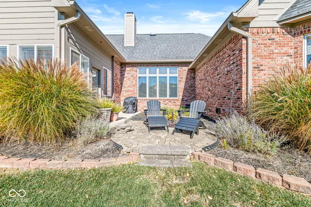 $585,000 | 8730 Vintner Way, Indianapolis, IN 46256
