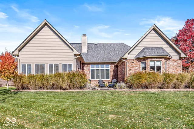 $585,000 | 8730 Vintner Way, Indianapolis, IN 46256