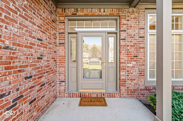 $585,000 | 8730 Vintner Way, Indianapolis, IN 46256