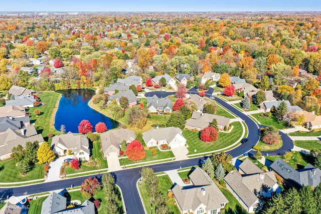 $585,000 | 8730 Vintner Way, Indianapolis, IN 46256