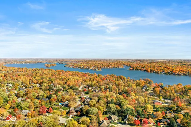 $585,000 | 8730 Vintner Way, Indianapolis, IN 46256