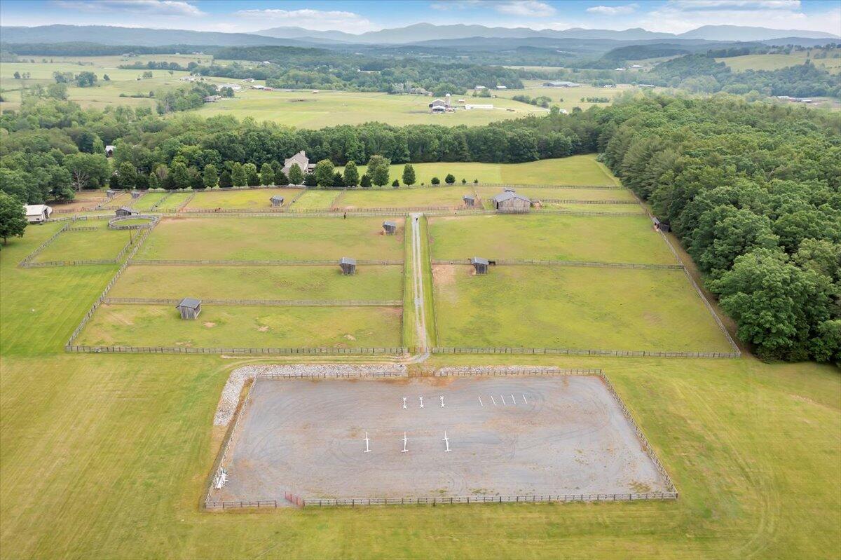 400 Quail Ridge Drive Fincastle, VA 24090 - Photo 102 of 113 06-DJI_0695