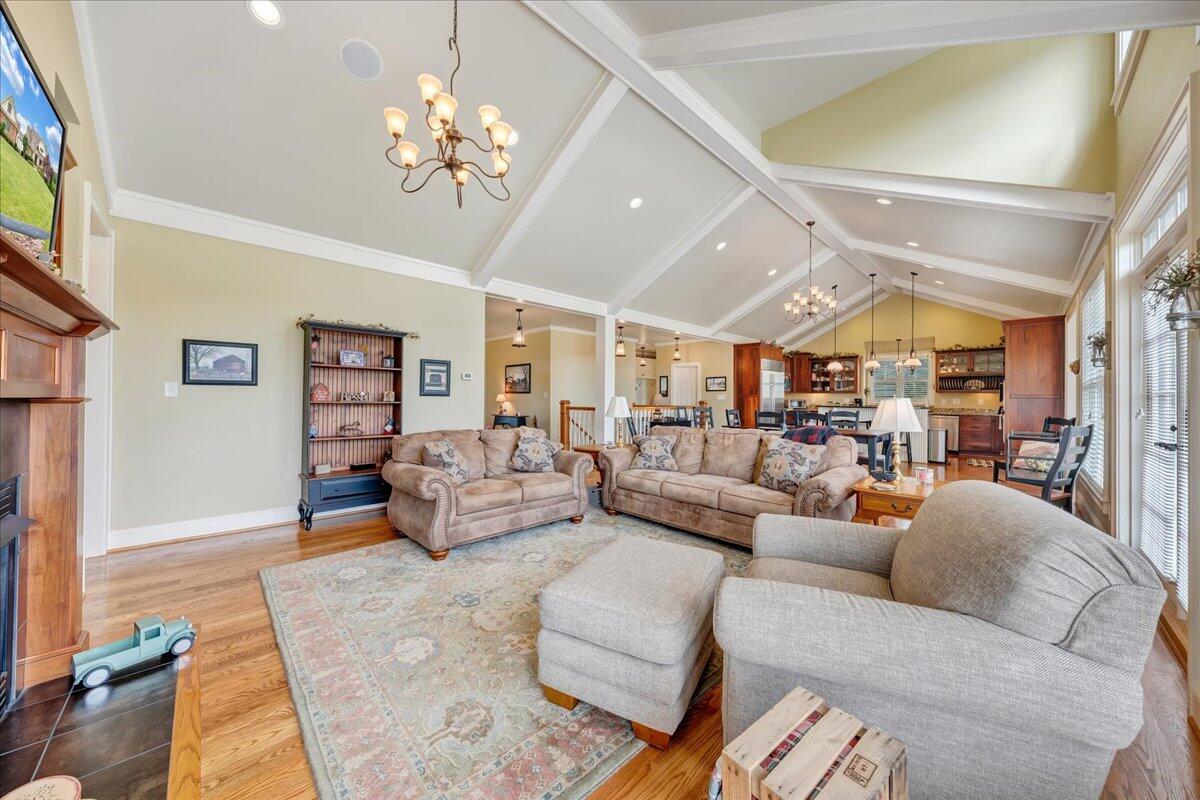 400 Quail Ridge Drive Fincastle, VA 24090 - Photo 15 of 113 002-MIB07162