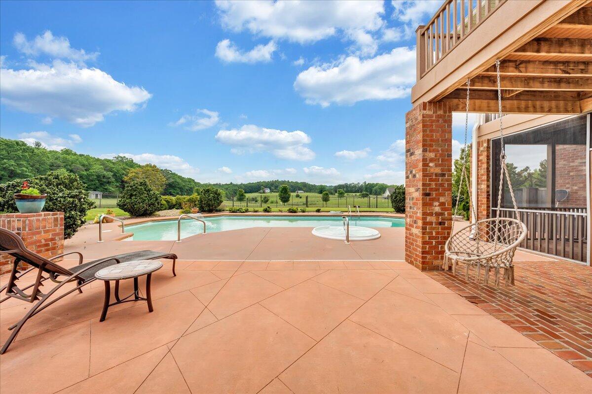 400 Quail Ridge Drive Fincastle, VA 24090 - Photo 76 of 113 071-MIB07372