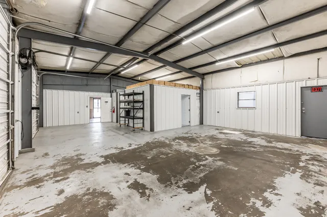 a view of empty room with wooden roof