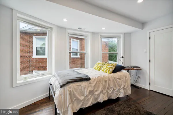 $4,000 | 224 Edgemont Avenue, Ardmore, PA 19003