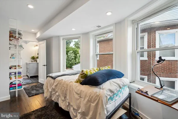 $4,000 | 224 Edgemont Avenue, Ardmore, PA 19003