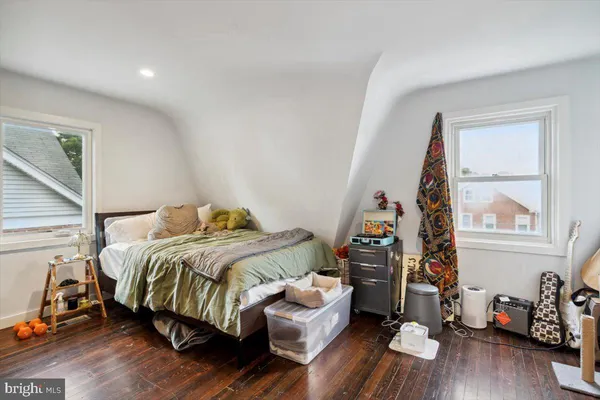 $4,000 | 224 Edgemont Avenue, Ardmore, PA 19003