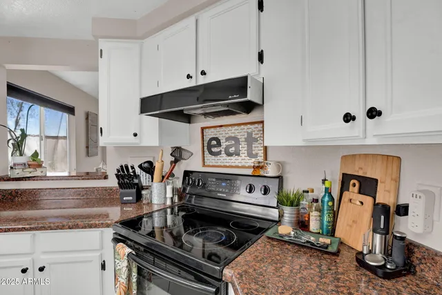 $395,000 | 2307 West Park Avenue, Chandler, AZ 85224