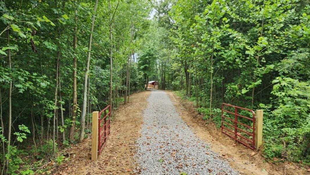 6684 Old State Road, Unit PERRY RIDGE SUNRISE CABIN) Crooksville, OH 43731 - Photo 25 of 51 image025