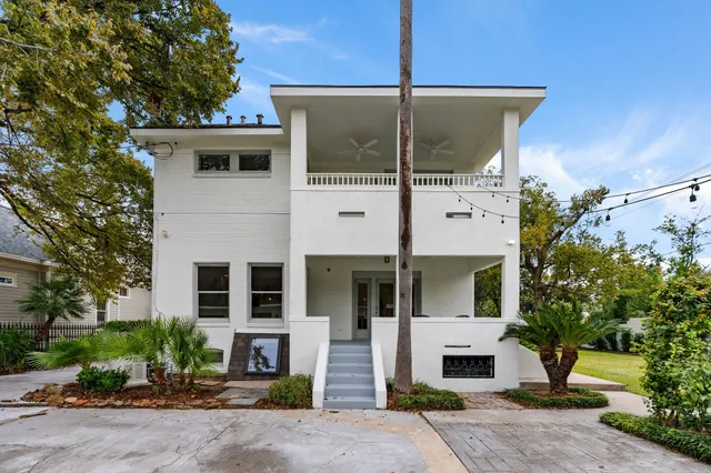 $1,995,000 | 607 Harvard Street, Houston, TX 77007